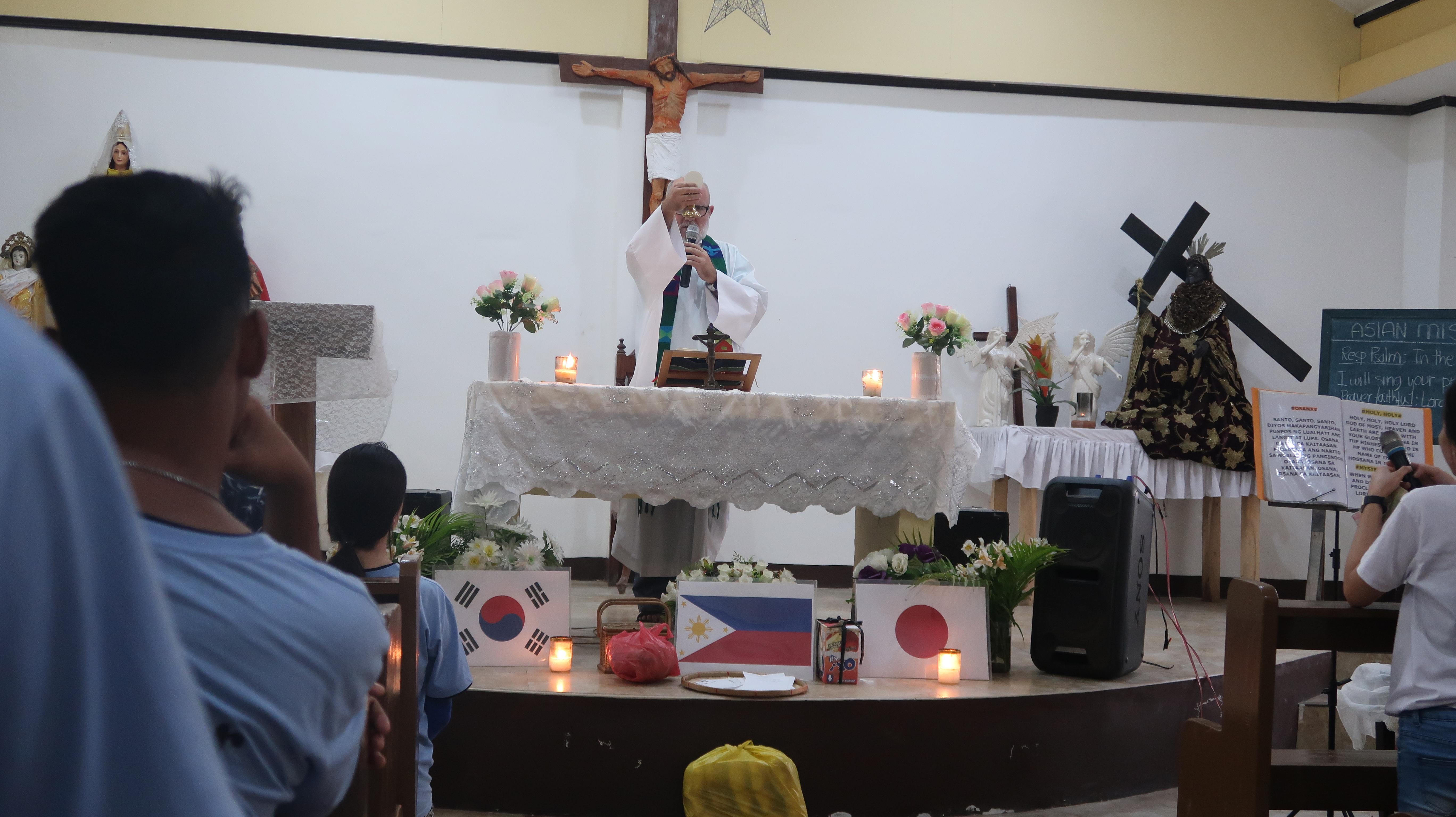 Everything is grace : keyword homilies from the Philippines